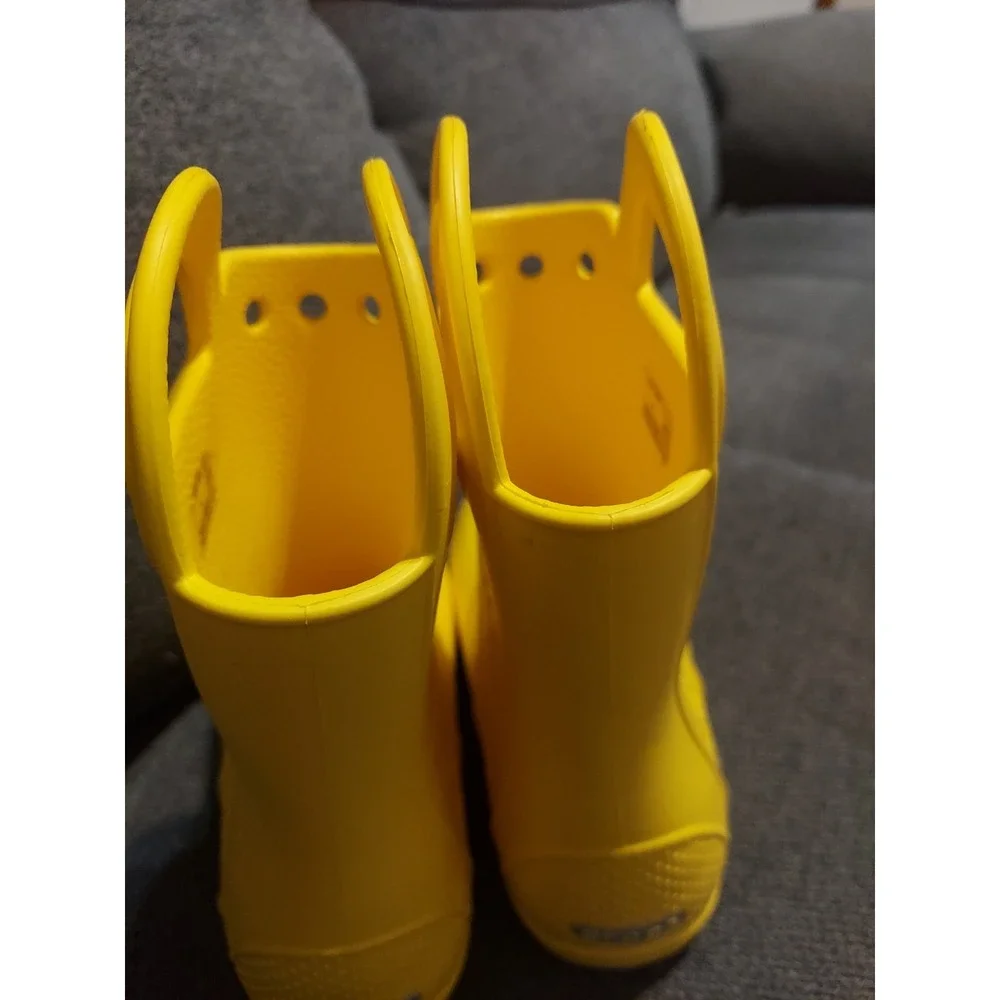 Crocs Kids TODDLERS Unisex YELLOW Handle It Rain Boots J1 Shoes Waterproof
